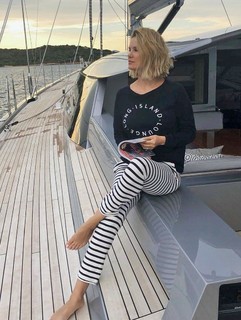 Monica Ivancan feet photo thumbnail