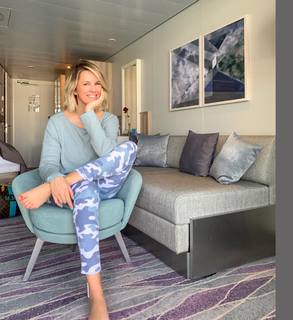 Monica Ivancan feet photo thumbnail