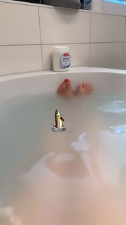 Monica Ivancan feet photo thumbnail