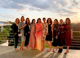 Monica Ivancan feet photo thumbnail