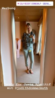 Monica Ivancan feet photo thumbnail