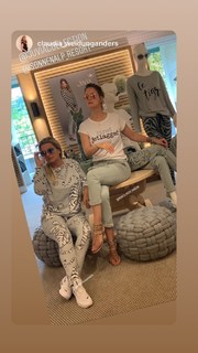 Monica Ivancan feet photo thumbnail