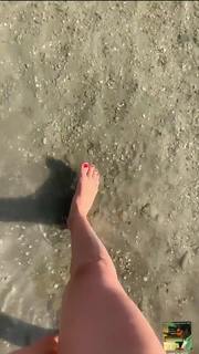 Monica Ivancan feet photo thumbnail