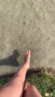Monica Ivancan feet photo thumbnail