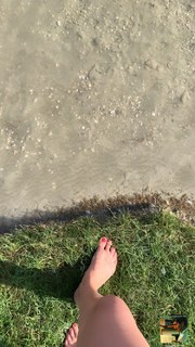 Monica Ivancan feet photo thumbnail