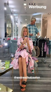 Monica Ivancan feet photo thumbnail