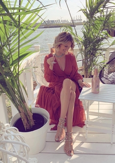 Monica Ivancan feet photo thumbnail