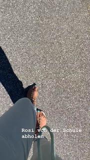 Monica Ivancan feet photo thumbnail