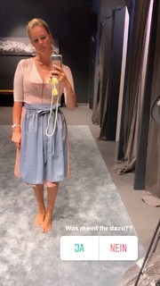 Monica Ivancan feet photo thumbnail