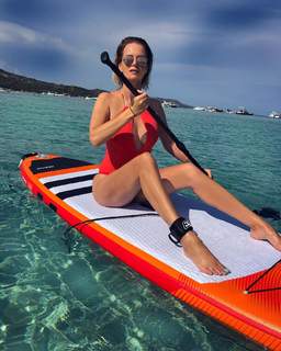 Monica Ivancan feet photo thumbnail