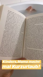 Monica Ivancan feet photo thumbnail