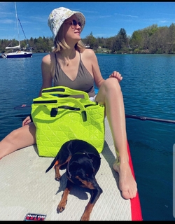 Monica Ivancan feet photo thumbnail