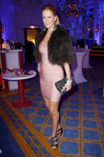 Monica Ivancan feet photo thumbnail