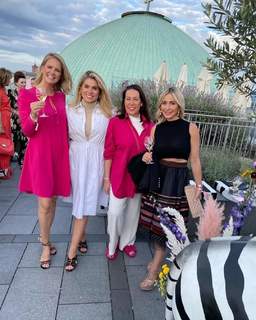 Monica Ivancan feet photo thumbnail