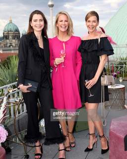 Monica Ivancan feet photo thumbnail