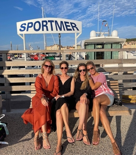 Monica Ivancan feet photo thumbnail