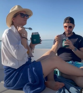 Monica Ivancan feet photo thumbnail