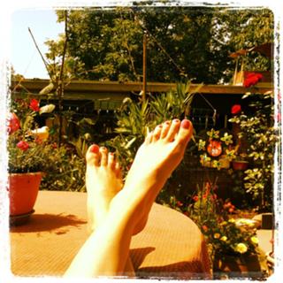 Monica Ivancan feet photo thumbnail