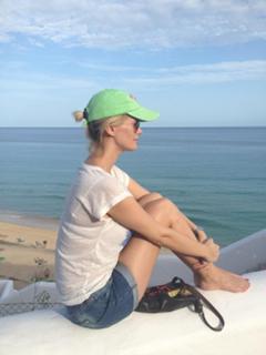 Monica Ivancan feet photo thumbnail