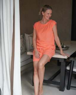 Monica Ivancan feet photo thumbnail