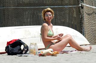 Monica Leofreddi feet photo 16