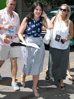 Monica Lewinsky feet photo thumbnail