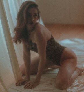 Monica May feet photo 8