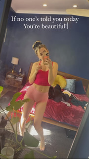 Monica May feet photo 9