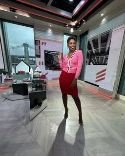 Monica McNutt feet photo 10