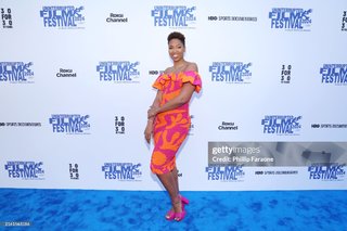 Monica McNutt feet photo 5
