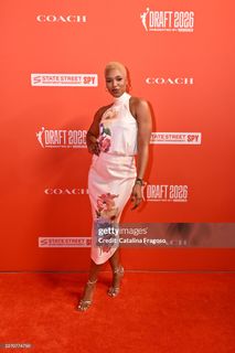 Monica McNutt feet photo 2