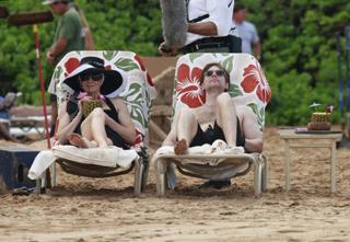 Monica Potter feet photo thumbnail