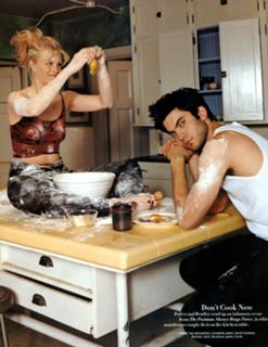 Monica Potter feet photo thumbnail