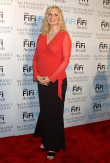 Monica Potter feet photo thumbnail