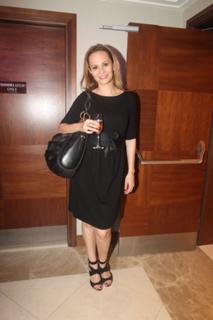 Monika Absolonová feet photo 1