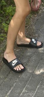 Monika Kociolek feet photo 11