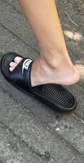 Monika Kociolek feet photo 9