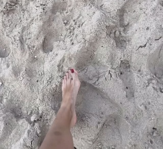 Monika Mazur feet photo 3