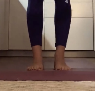 Monika Mrozowska feet photo 15