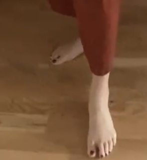 Monika Mrozowska feet photo 8