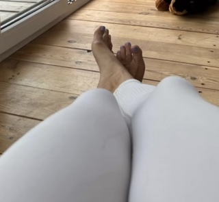 Monika Mrozowska feet photo 3