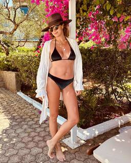 Monika Mrozowska feet photo 10