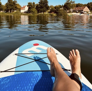 Monika Mrozowska feet photo 2