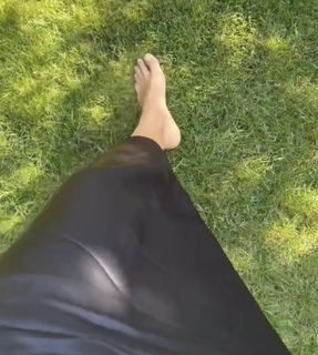 Monika Mrozowska feet photo 9