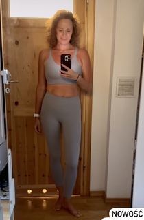 Monika Mrozowska feet photo 2
