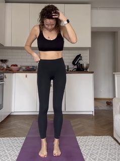 Monika Mrozowska feet photo 5