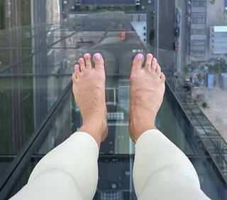 Monika Mrozowska feet photo 7