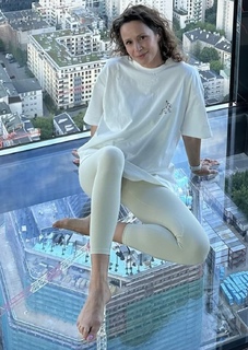 Monika Mrozowska feet photo 6