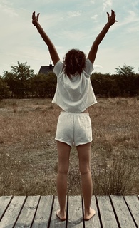 Monika Mrozowska feet photo 2