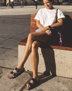 Monika Mrozowska feet photo 1